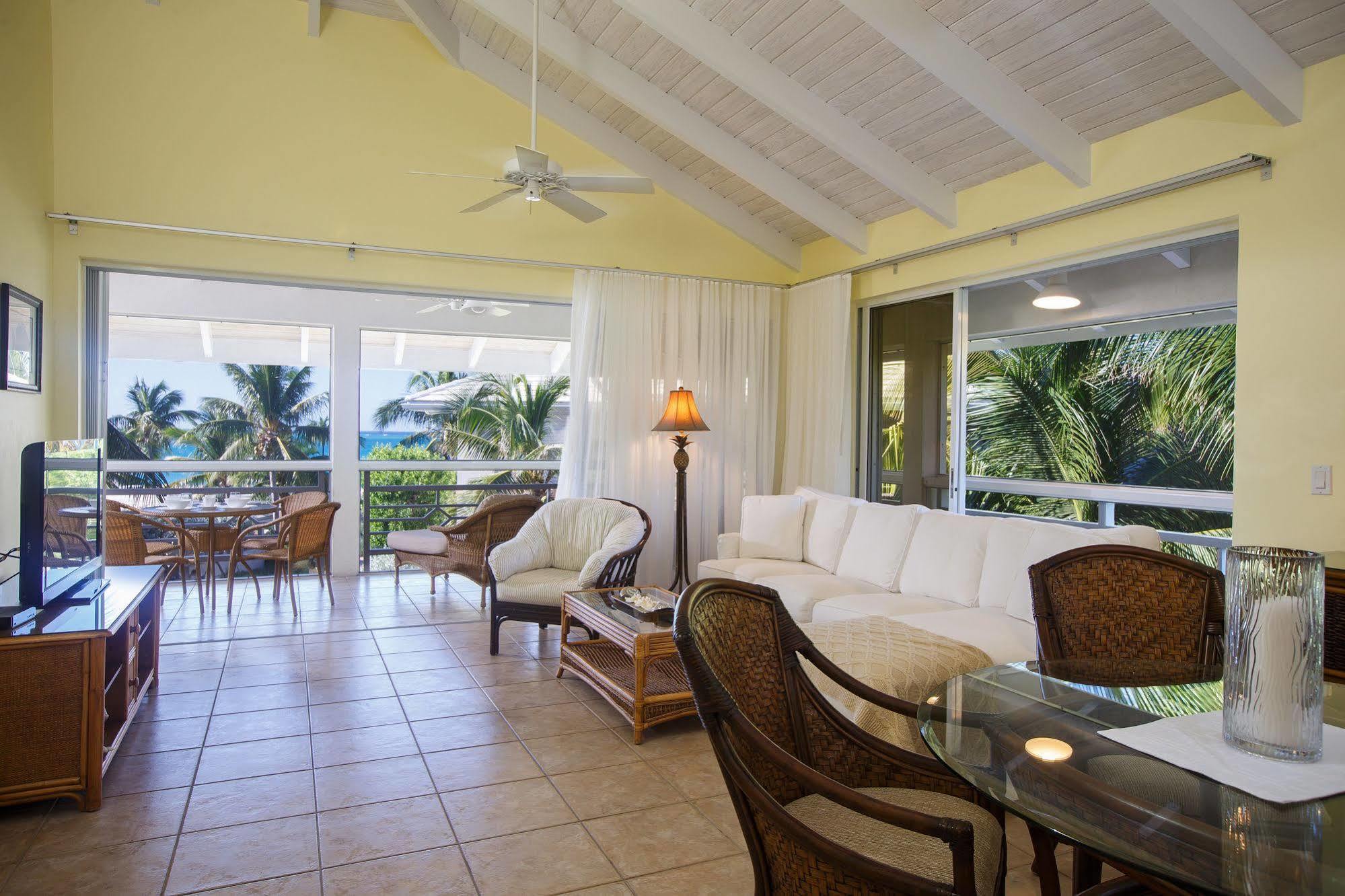 Ocean Club West Resort Grace Bay Eksteriør billede