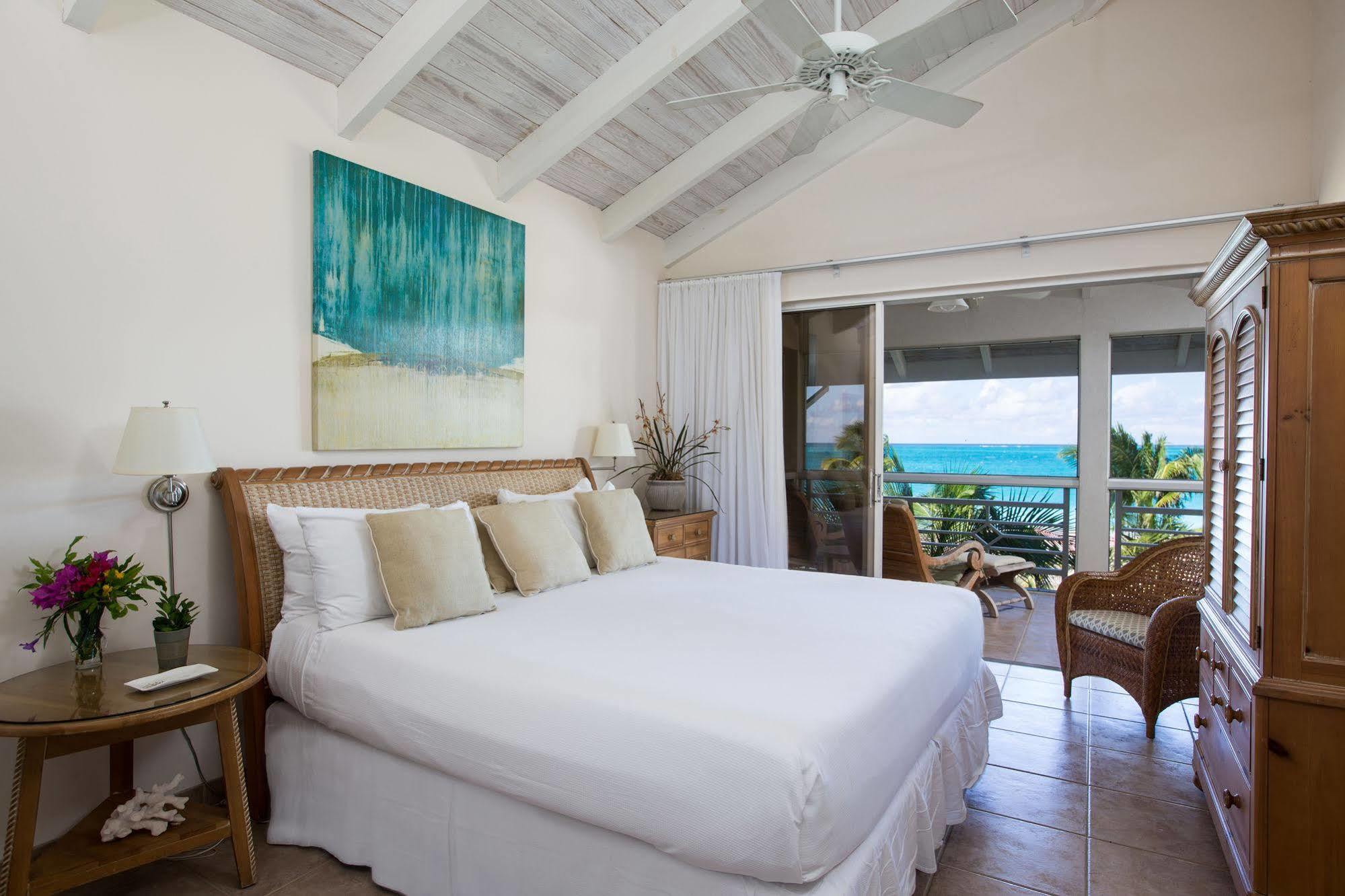 Ocean Club West Resort Grace Bay Eksteriør billede