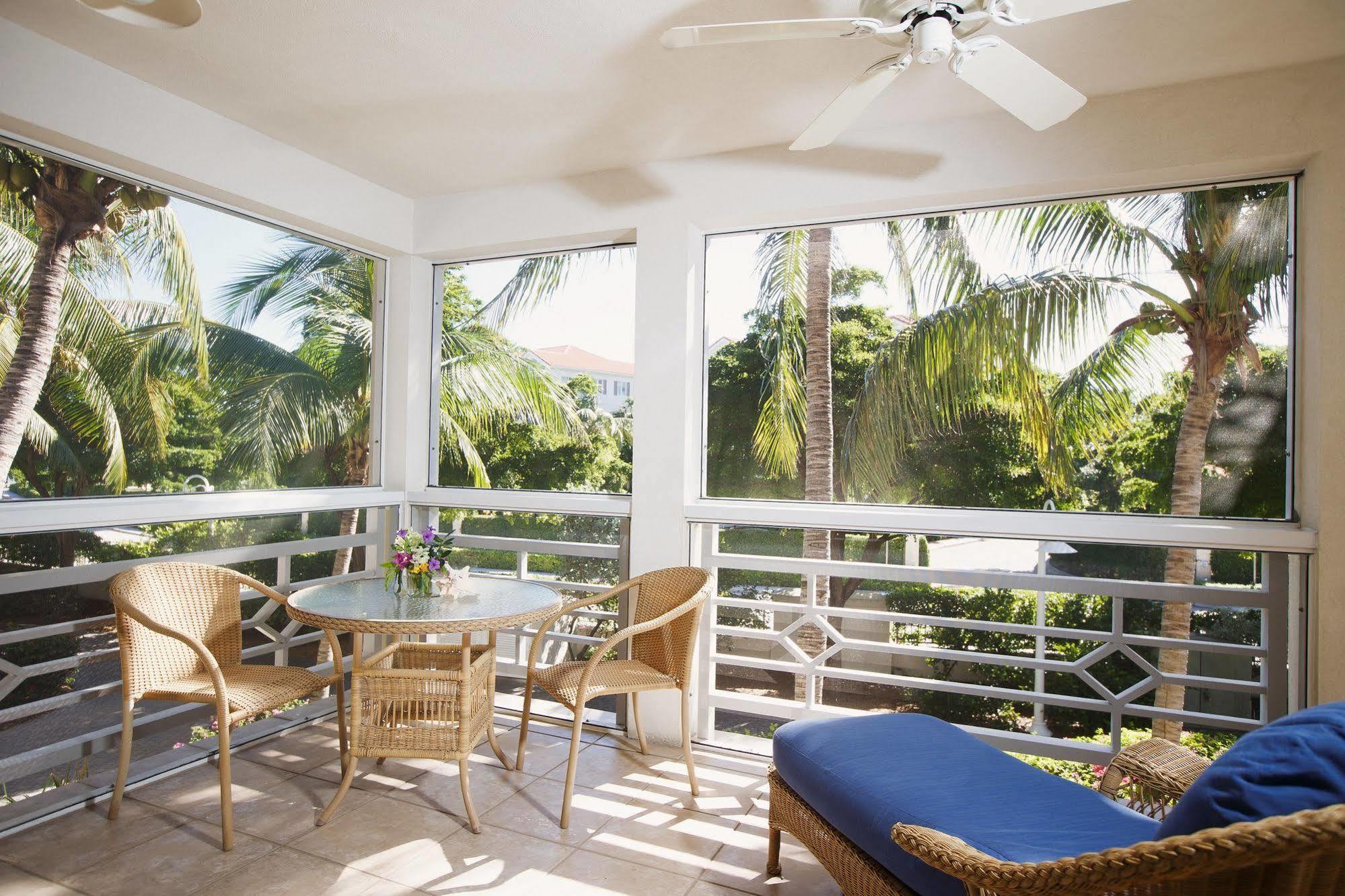 Ocean Club West Resort Grace Bay Eksteriør billede